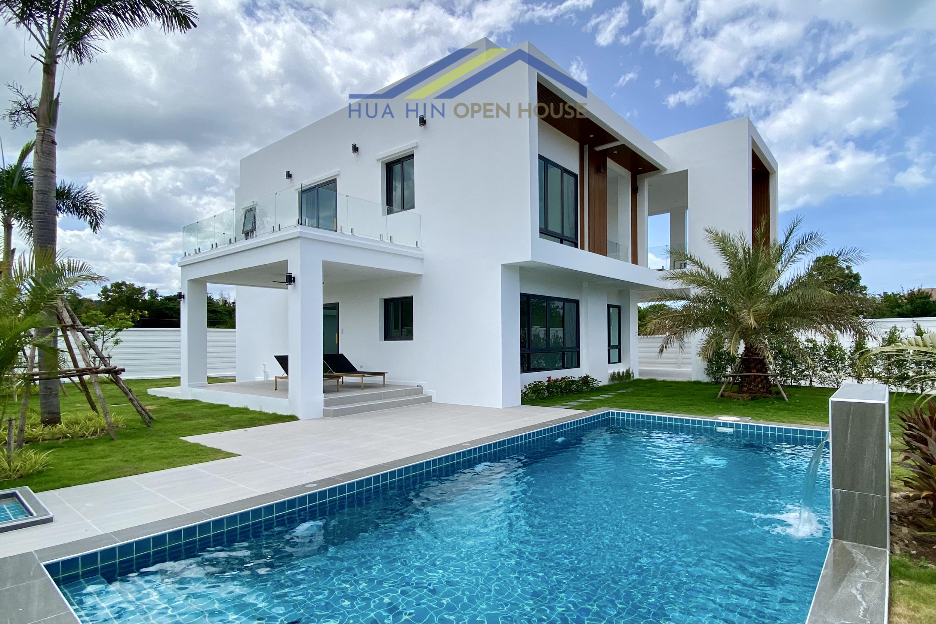 Modern 4-Bedroom Family Pool Villa in Hua Hin Soi 102 Near Bluport